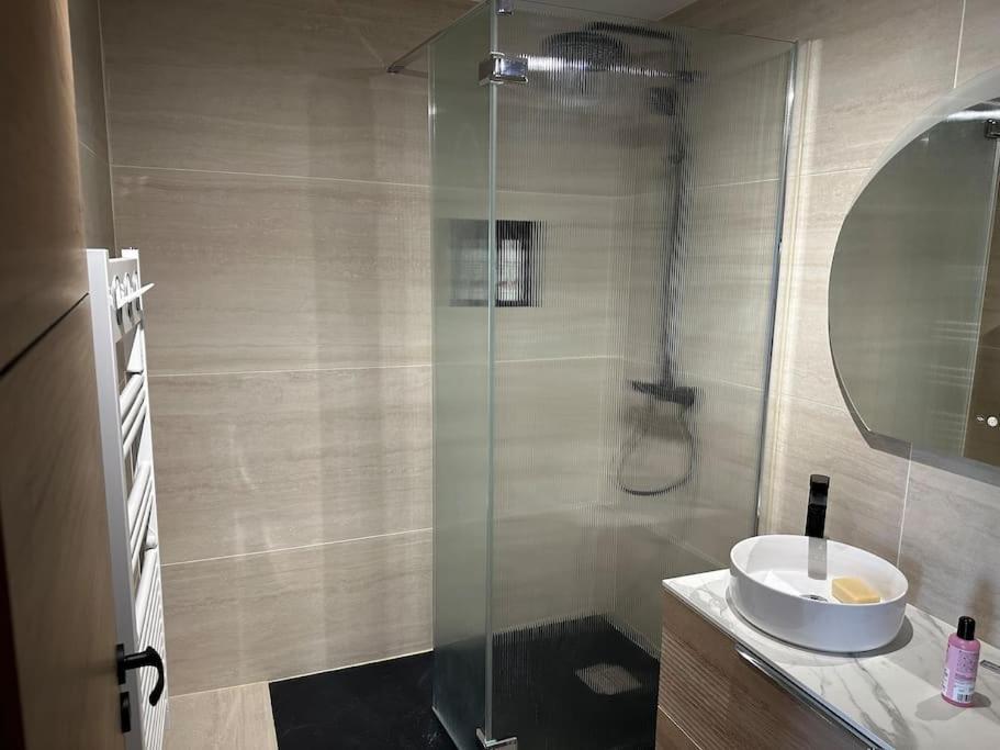 4 Pers Vue Apartment *